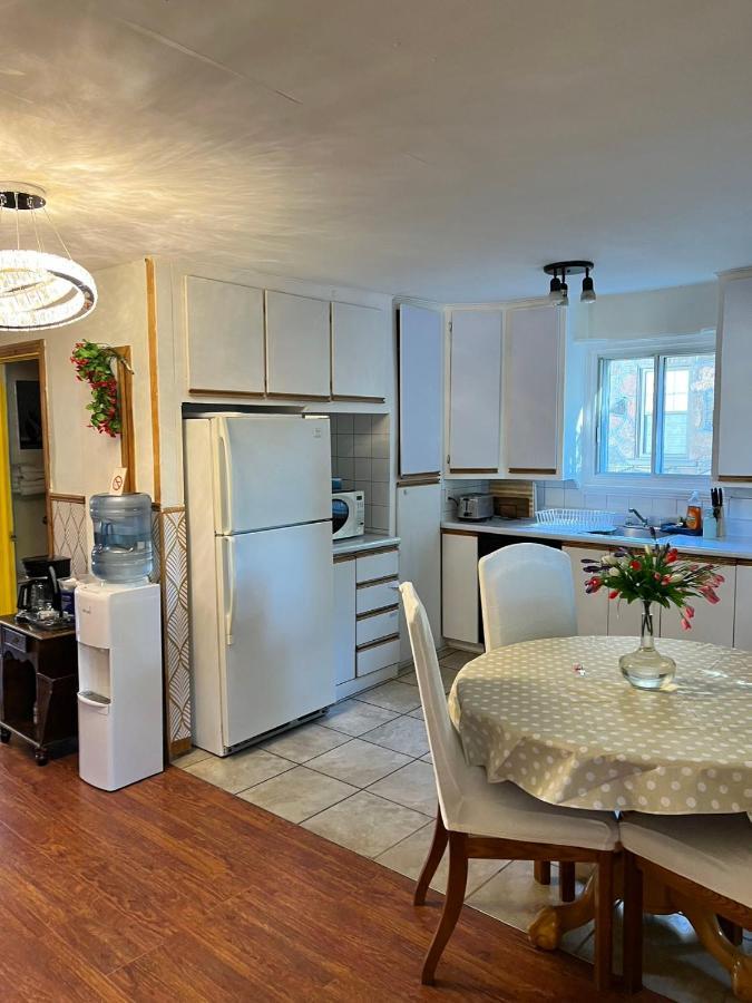 Apartment Avec Parking Prive ケベックシティ エクステリア 写真
